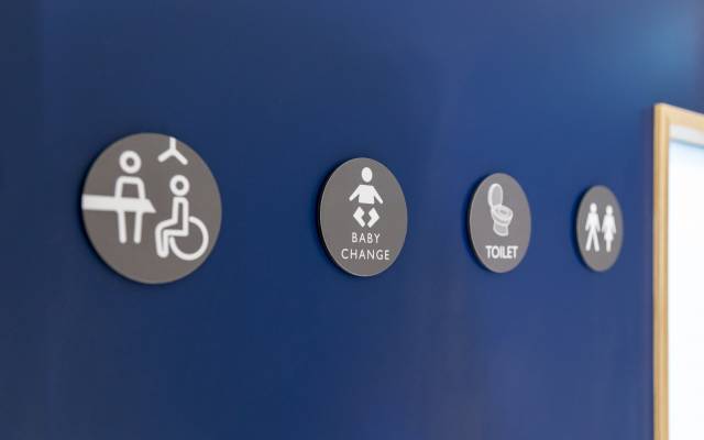 Skipton Town Hall_82 Changing Places toilet door sign